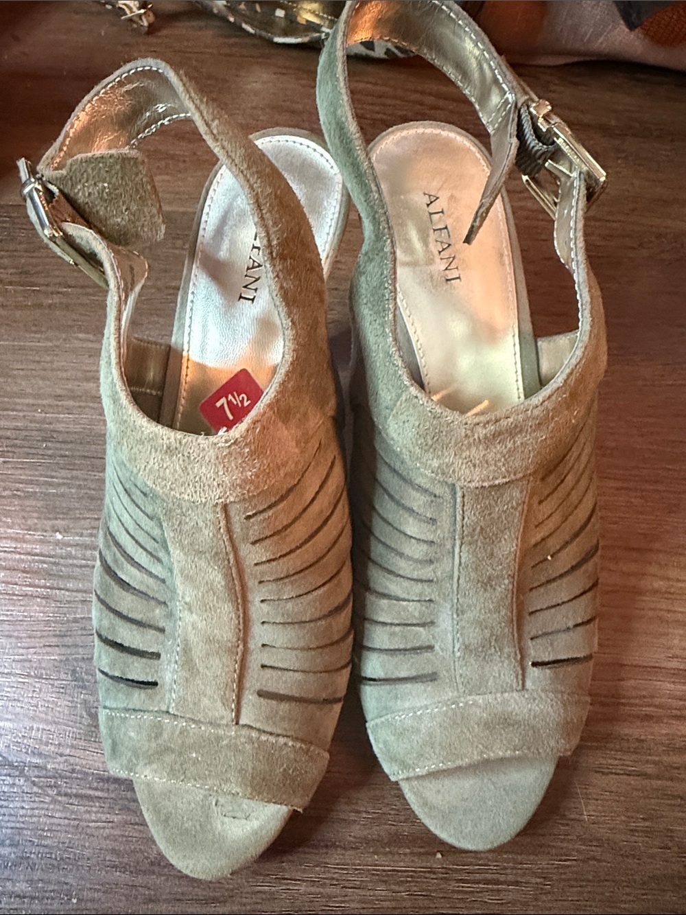Alfani Suede Peep-Toe Slingback Sandals in Taupe size 7.5M